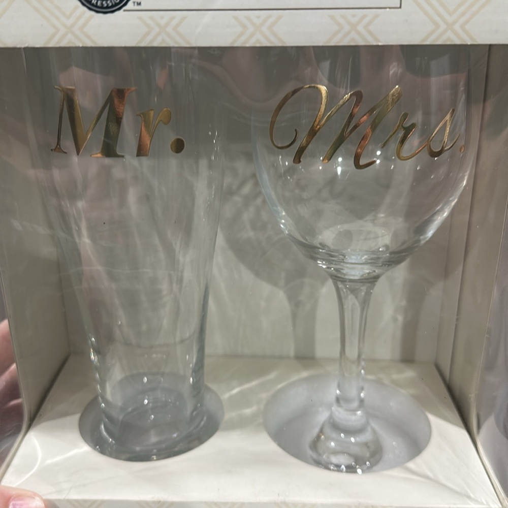 Modern Expressions Couple Glass Set - Picture 2 of 2